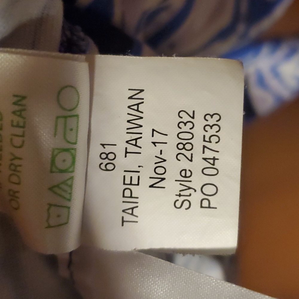 Lilly Pulitzer Luxletic Serena Jacket. Small - Picture 7 of 15